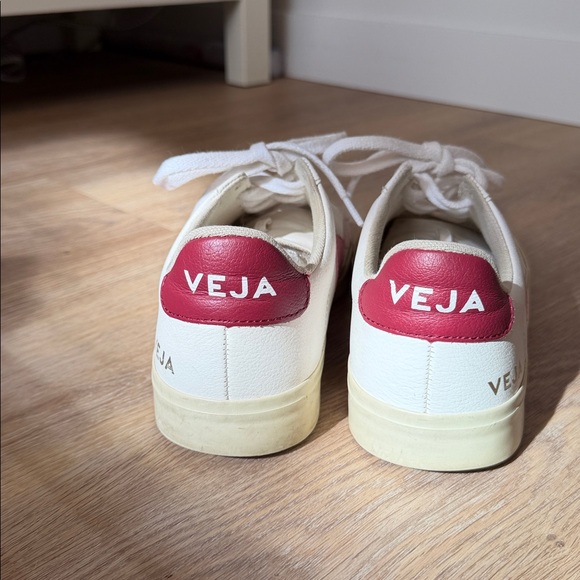 Veja Women's White and Pink Low-Top Sneakers - Picture 2 of 5